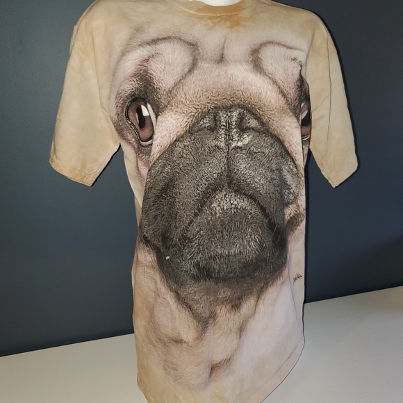 Pug shirt! - Picture 2 of 5